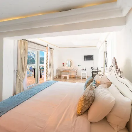 Likya Gardens Bed & Breakfast *